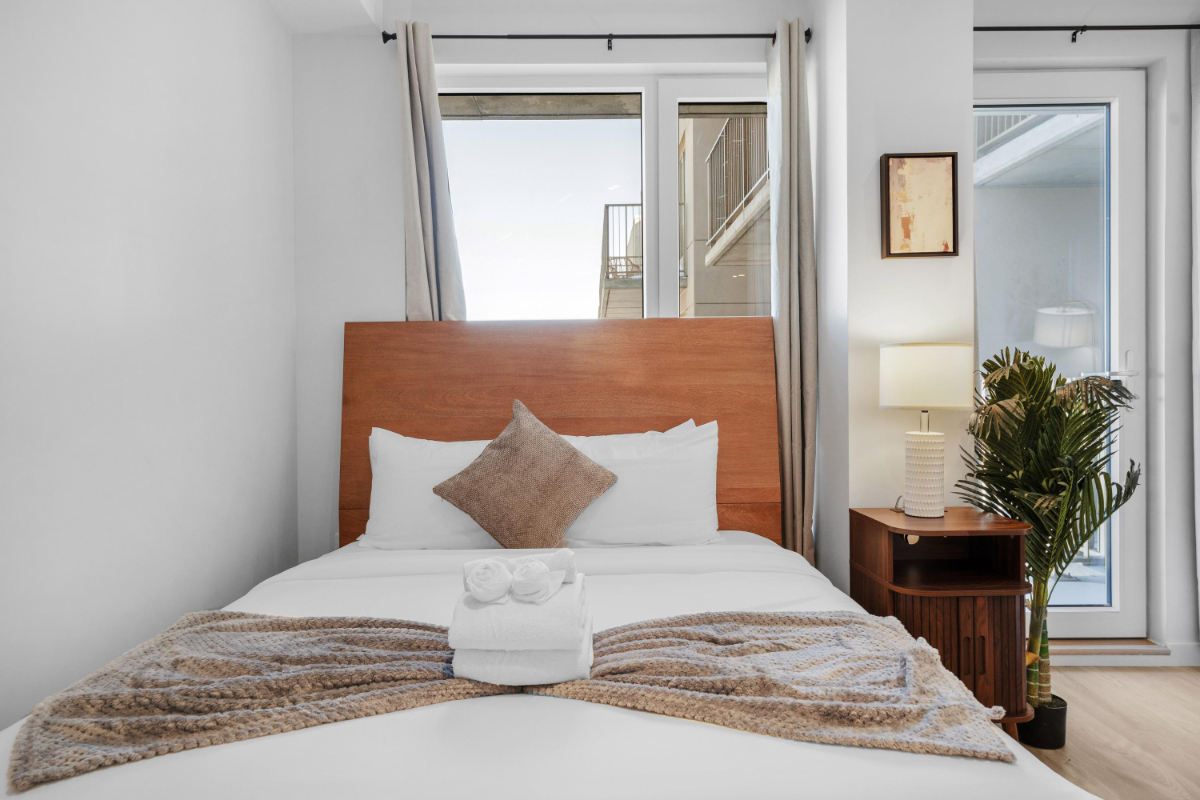 The Quay by Waypost Hospitality - 2BR - Sleeps 6 - Photo 4