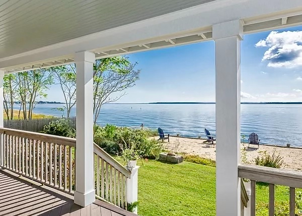 Salt & Serenity Beachfront Haven - Photo 1