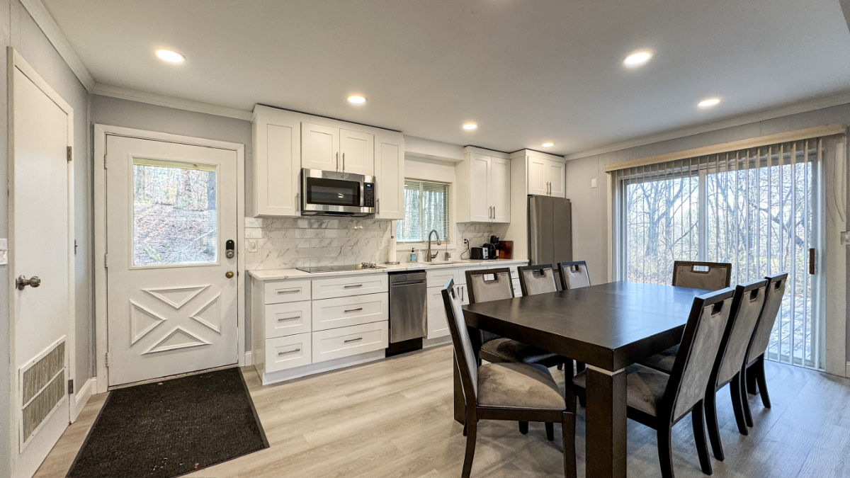 Relaxing Retreat Near Hospital & Downtown Rutland - Photo 8
