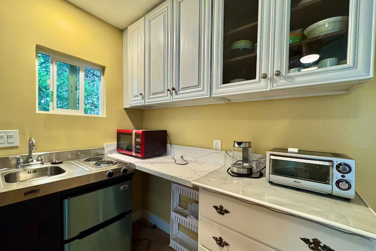 Westlake village private guest unit with kitchen and laundry. - Photo 6