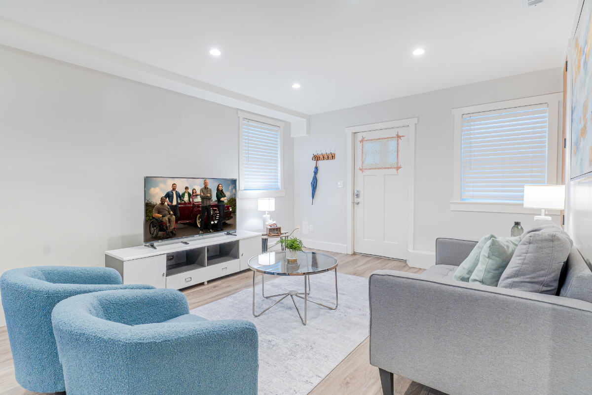Newly Remodeled near UCSF - Central, Cozy, Modern - Photo 2