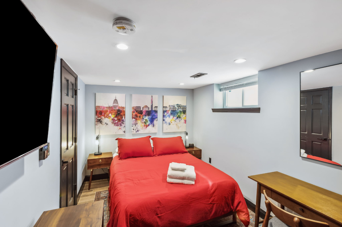 Luxury Spacious 2BR 1BA in the Heart of DC - Photo 4