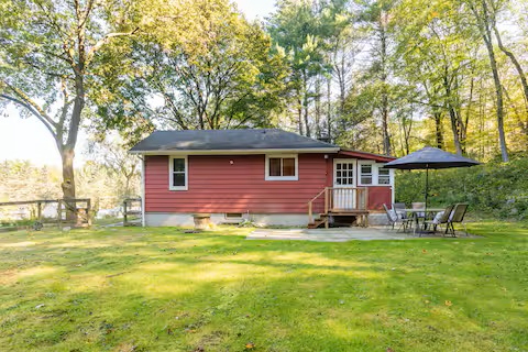 red house at the edge of the woods - Photo 7