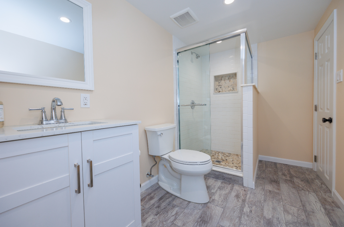 One Bedroom Apartment in a Great Location. - Photo 10