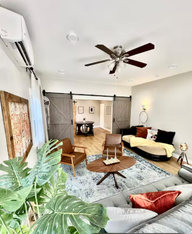 FULLY FURNISHED 1 BED/2 BATH FOR RENT NEAR US - Photo 1