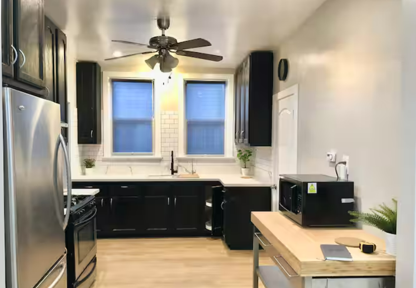 FULLY FURNISHED 1 BED/2 BATH FOR RENT NEAR US - Photo 3