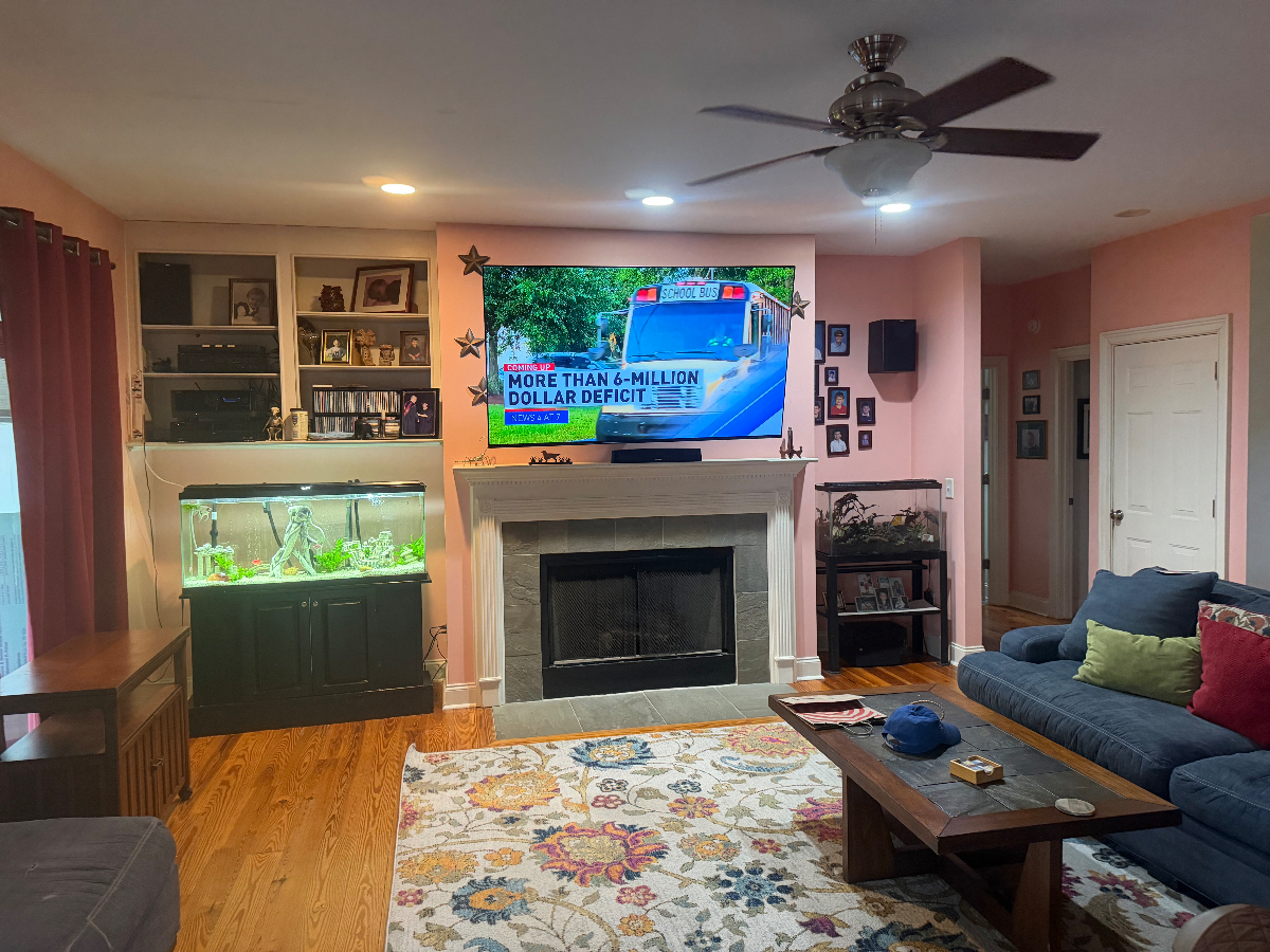 Extra Large Room with Full Storage Setup - Photo 5