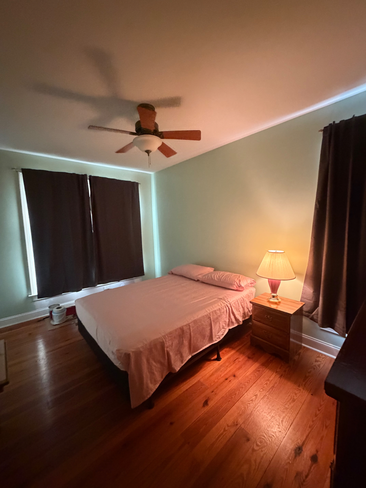 Extra Large Room with Full Storage Setup - Photo 3