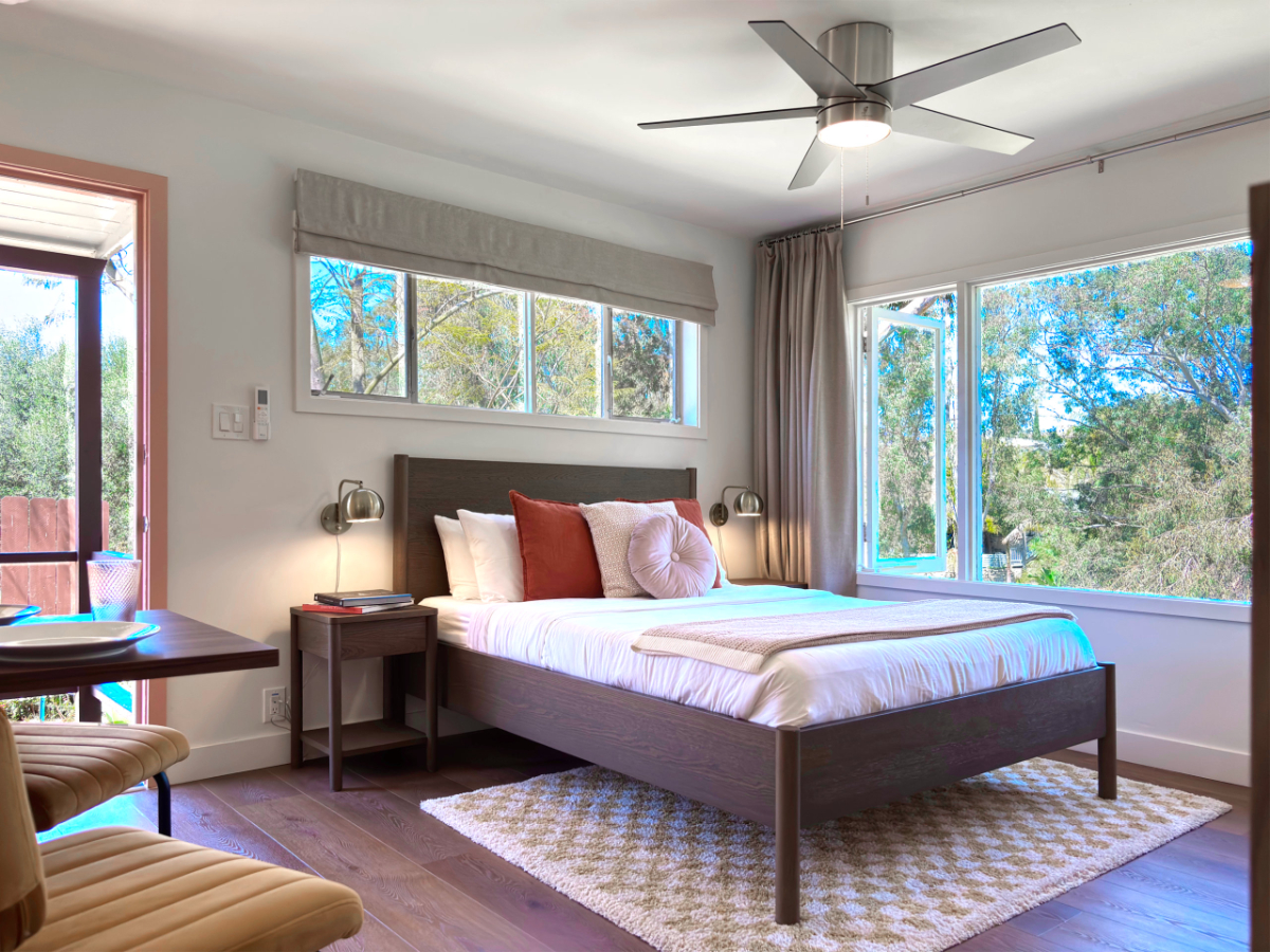 Quiet Canyon-Backed Studio in Walkable Hillcrest-Located near major hospitals, Balboa Park, and the San Diego Zoo - Photo 1