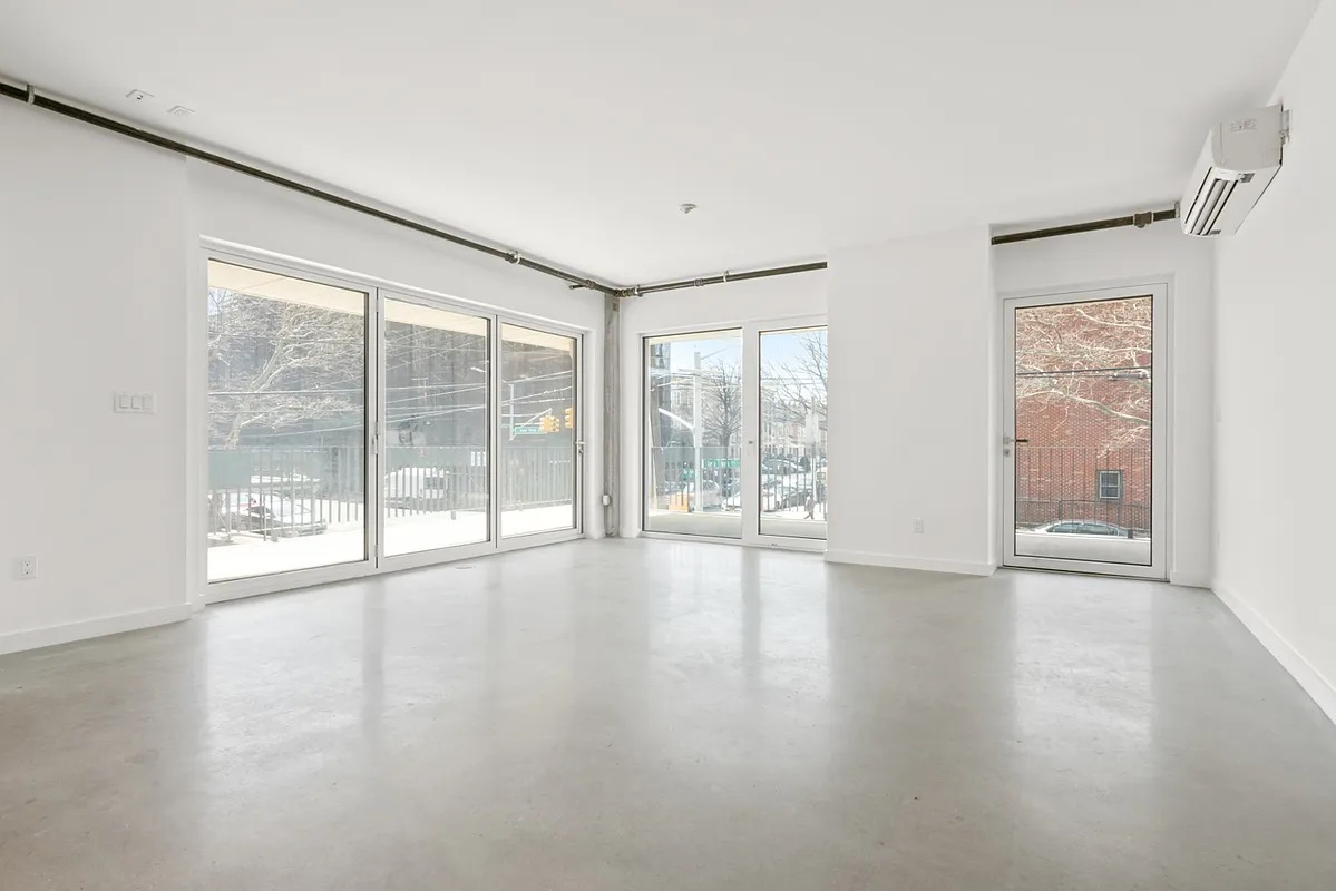 Stylish 2BR Apartment with Private Elevator Entry & Wrap-Around Balcony in Luxury Building with Prem - Photo 10