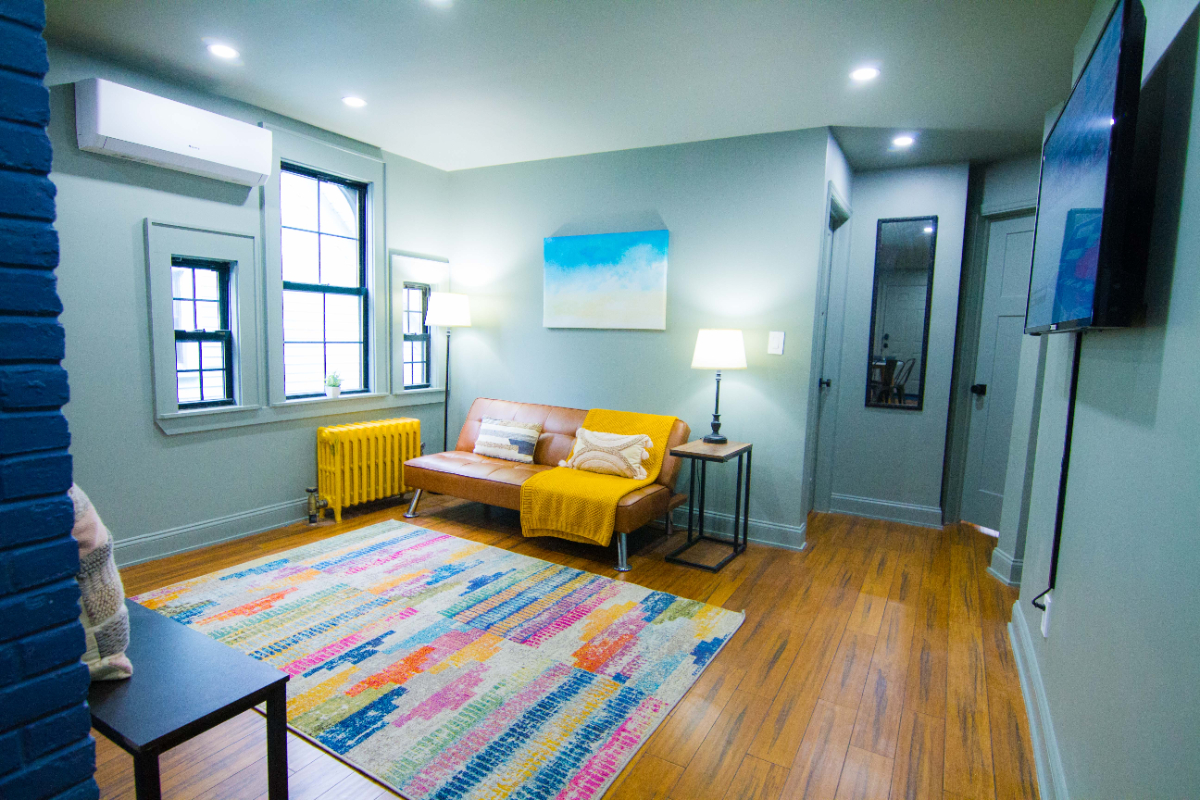 2BR in Flatbush - Ditmas Park near Trains - Photo 3