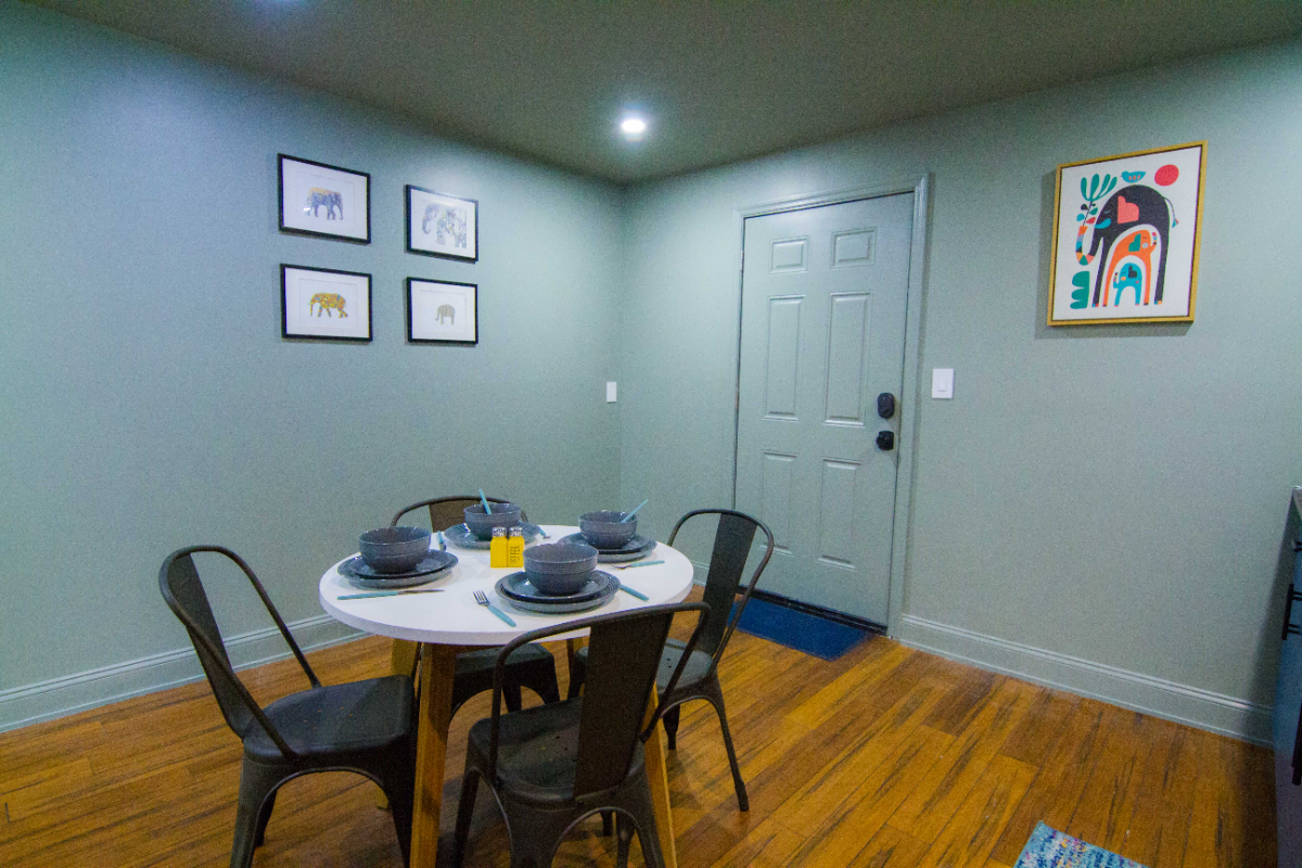 2BR in Flatbush - Ditmas Park near Trains - Photo 12