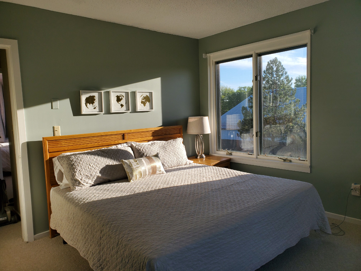 Cozy mountain condo on Bolton Valley resort - Photo 2