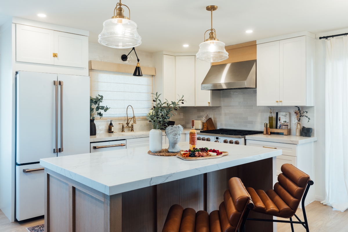 3BR 2Bath Canyon Views/Chefs Kitchen/EV Charger/Sunroom/Fire Pit - Photo 1