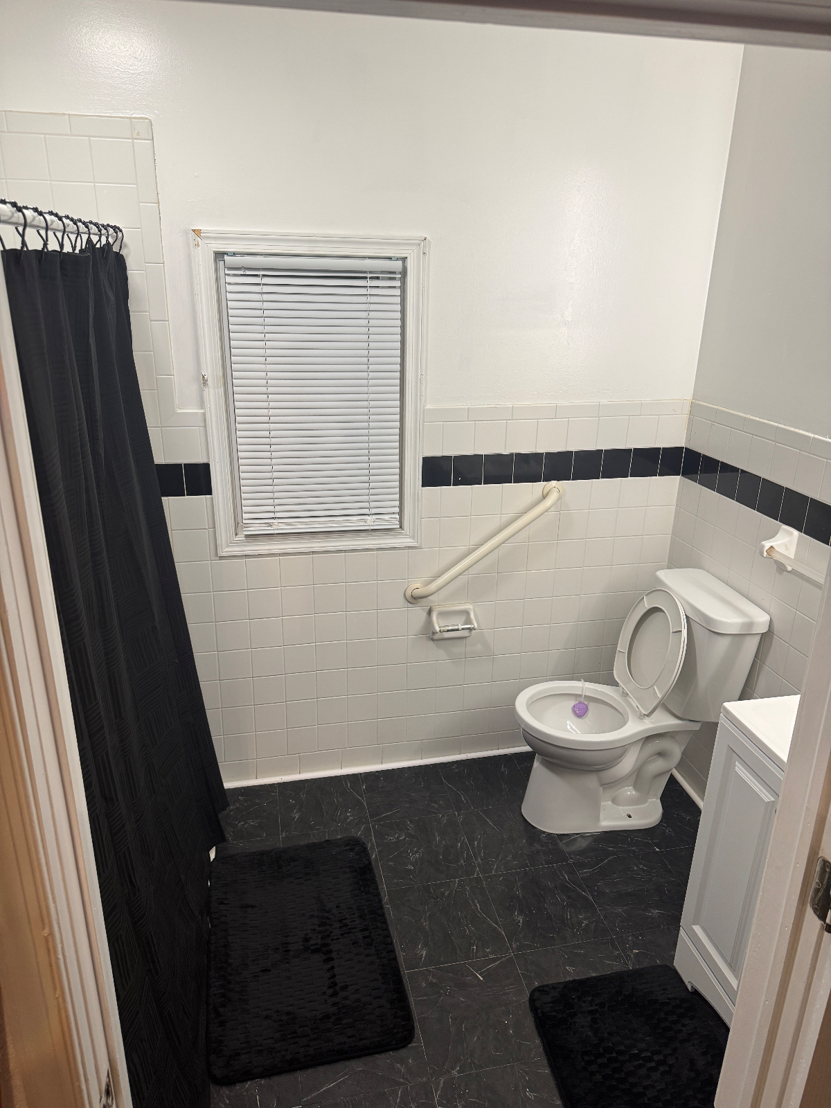 URMC Housing - Photo 10