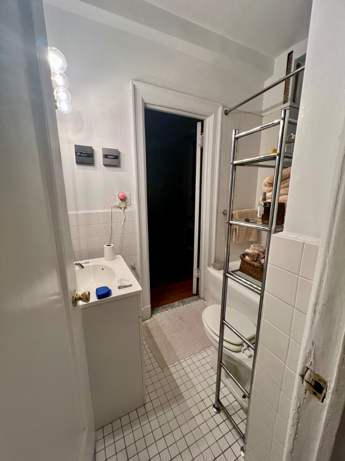 Fully furnished room in the heart of the city - Photo 7