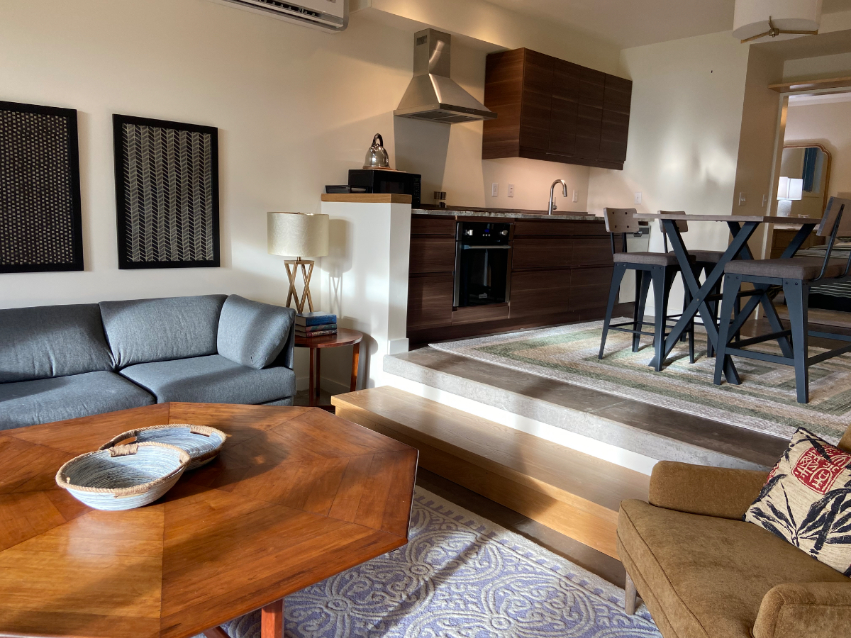 An Apartment With a View - Photo 5