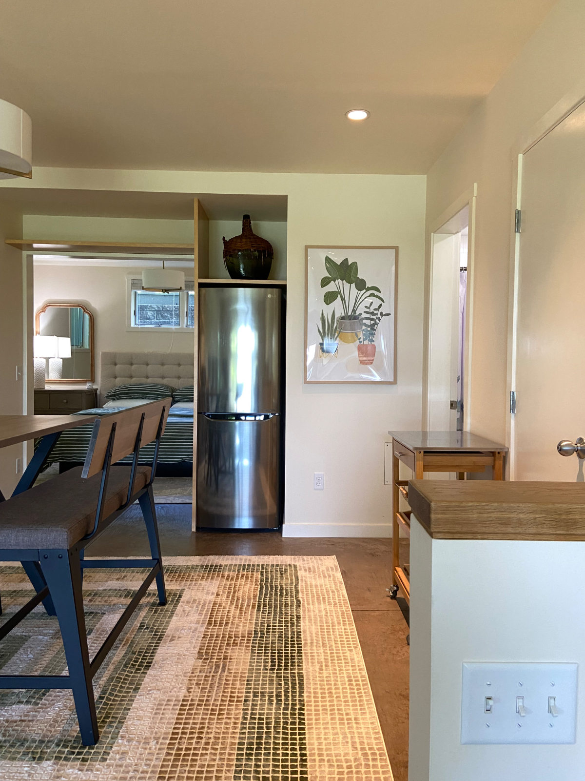 An Apartment With a View - Photo 9
