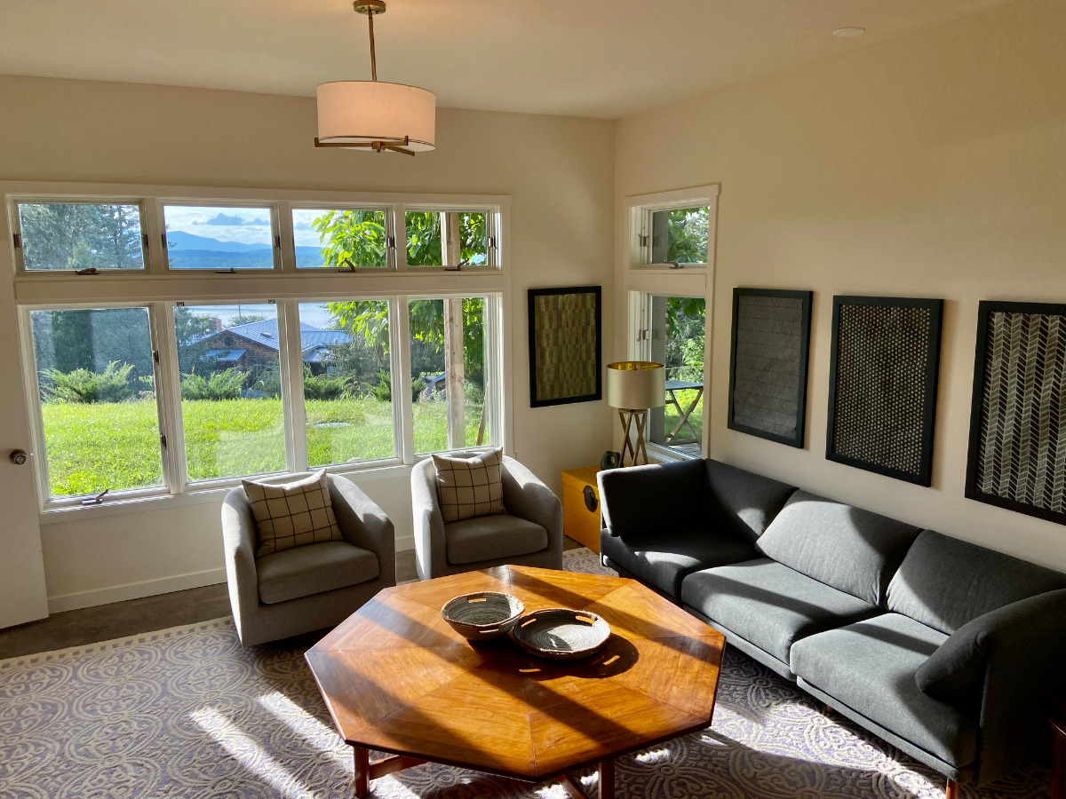 An Apartment With a View - Photo 4
