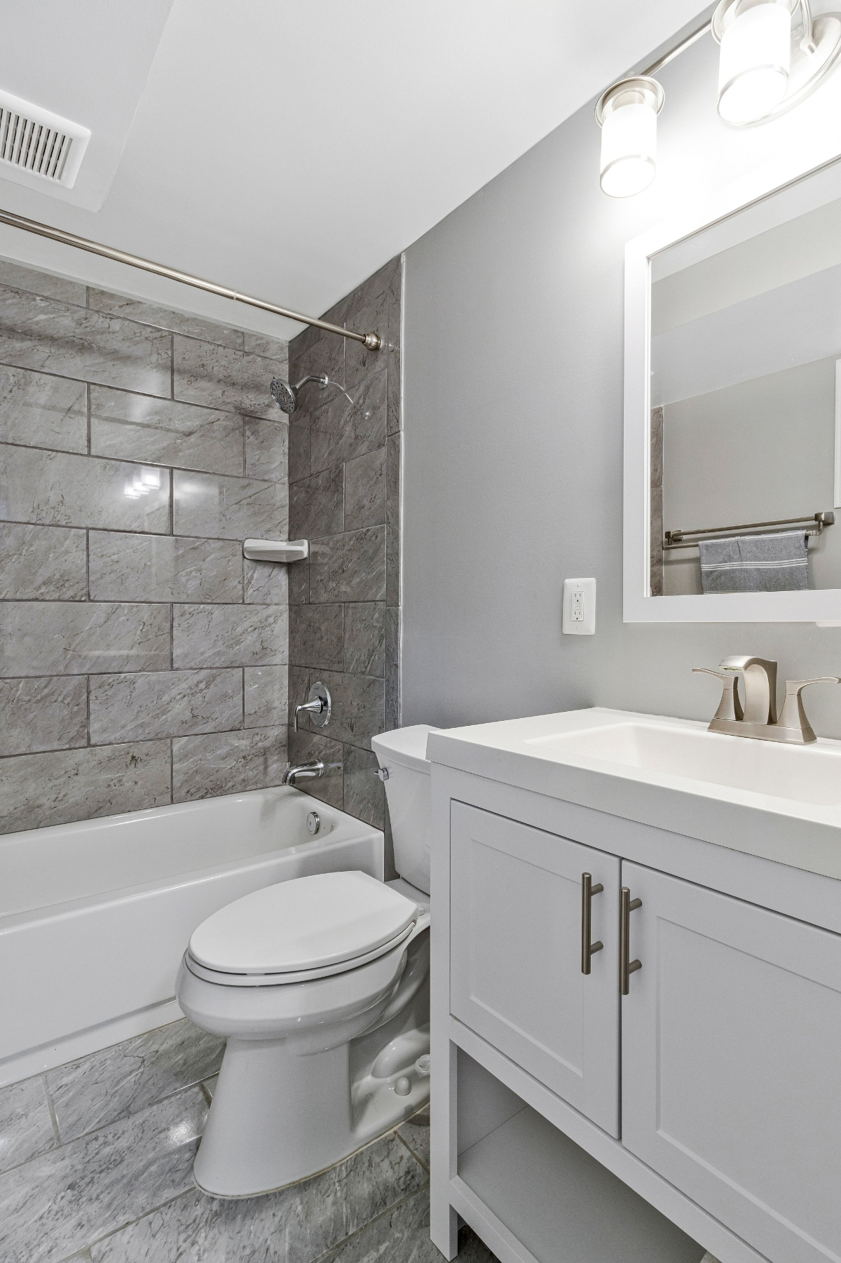 Medical, Corporate & Relocation Housing | DC Hospital Corridor | 10 Minutes to MedStar Washington Ho - Photo 11