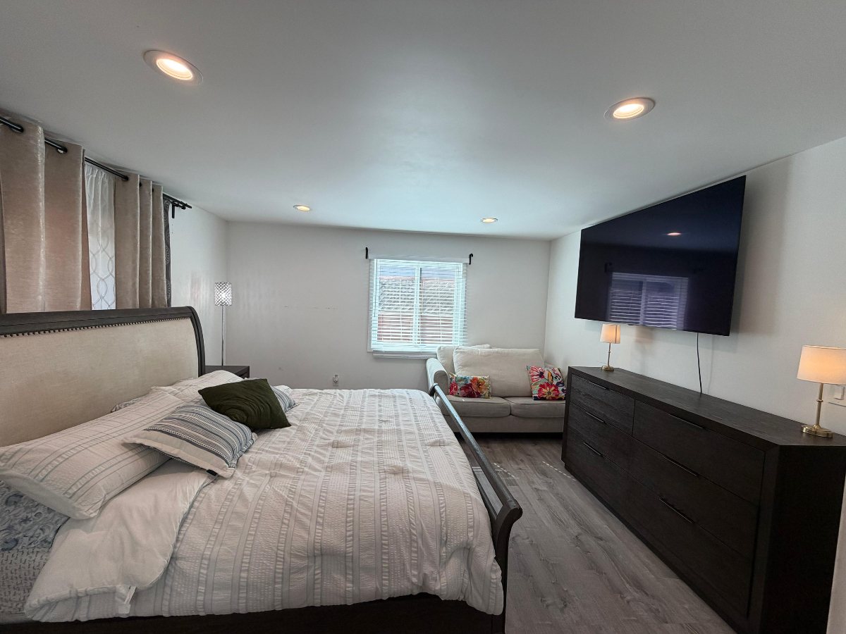 3bed 3bath in West San Jose, close to Santa Clara Valley, Apple Park, Nvidia HQ and more - Photo 3