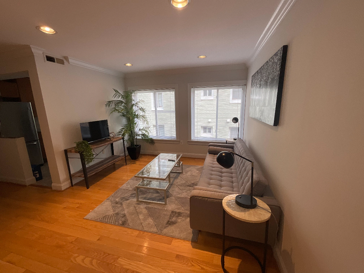 Modern 2 Bedroom 1 bathroom close to Howard U, Washington Hospital Center & Metro - Photo 6