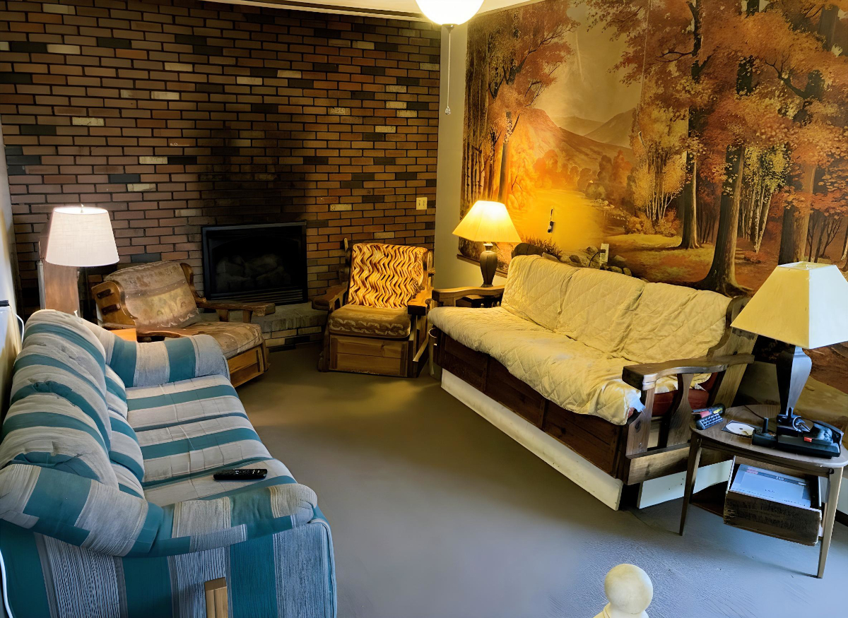 Furnished Cozy 1BR Private Home, All Utilities Included. Just bring your suitcase. - Photo 8