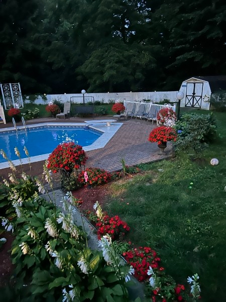 Charming, Convenient & Quiet Queensbury, NY Room - Perfect for Professionals ! - Photo 2