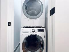 Prime Bedstuy Room, Washer & dryer, AC, 2Bath, 310 - Photo 1