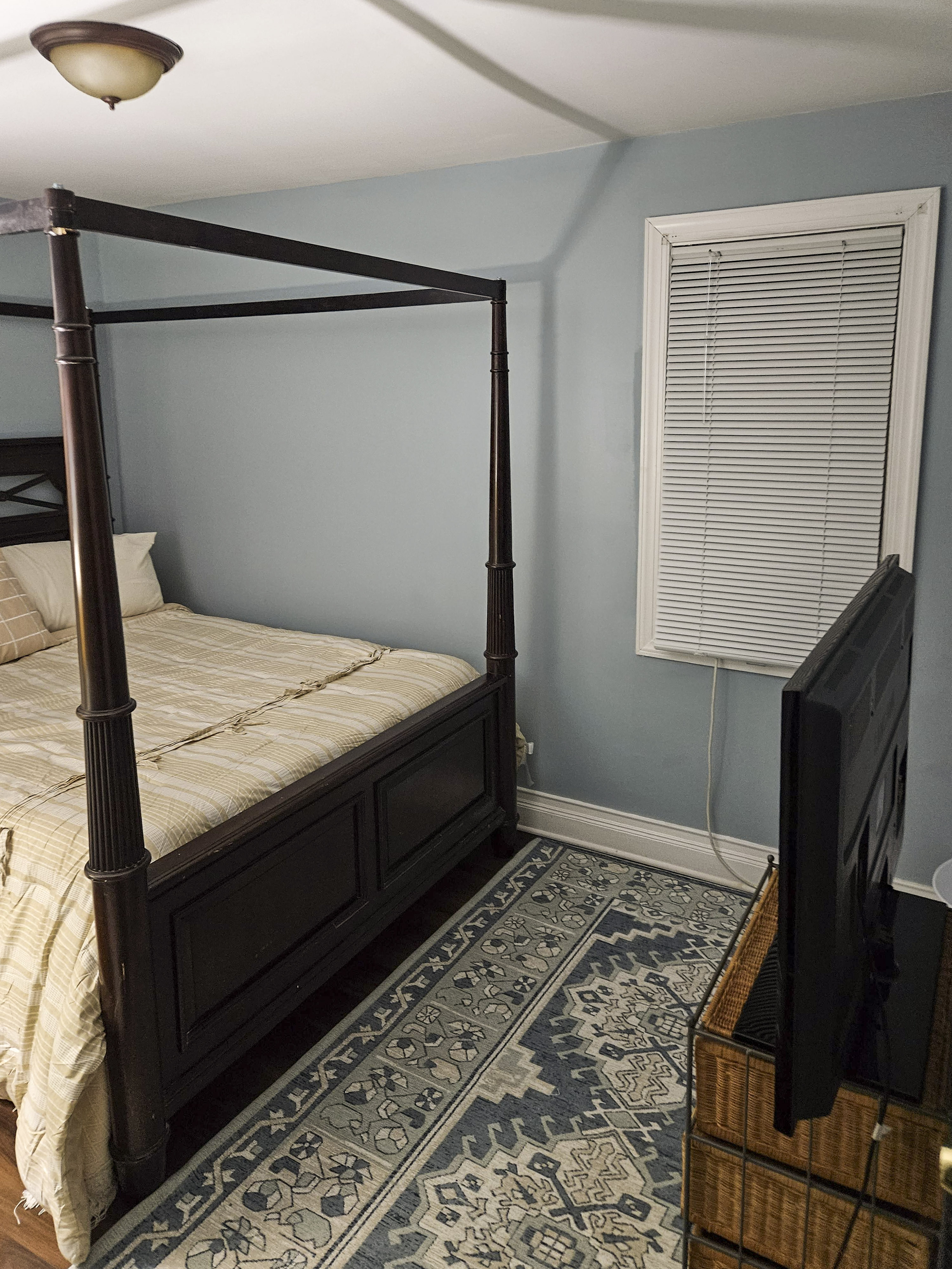 Modern Communal Living in Washington, DC Room 3 - Photo 8