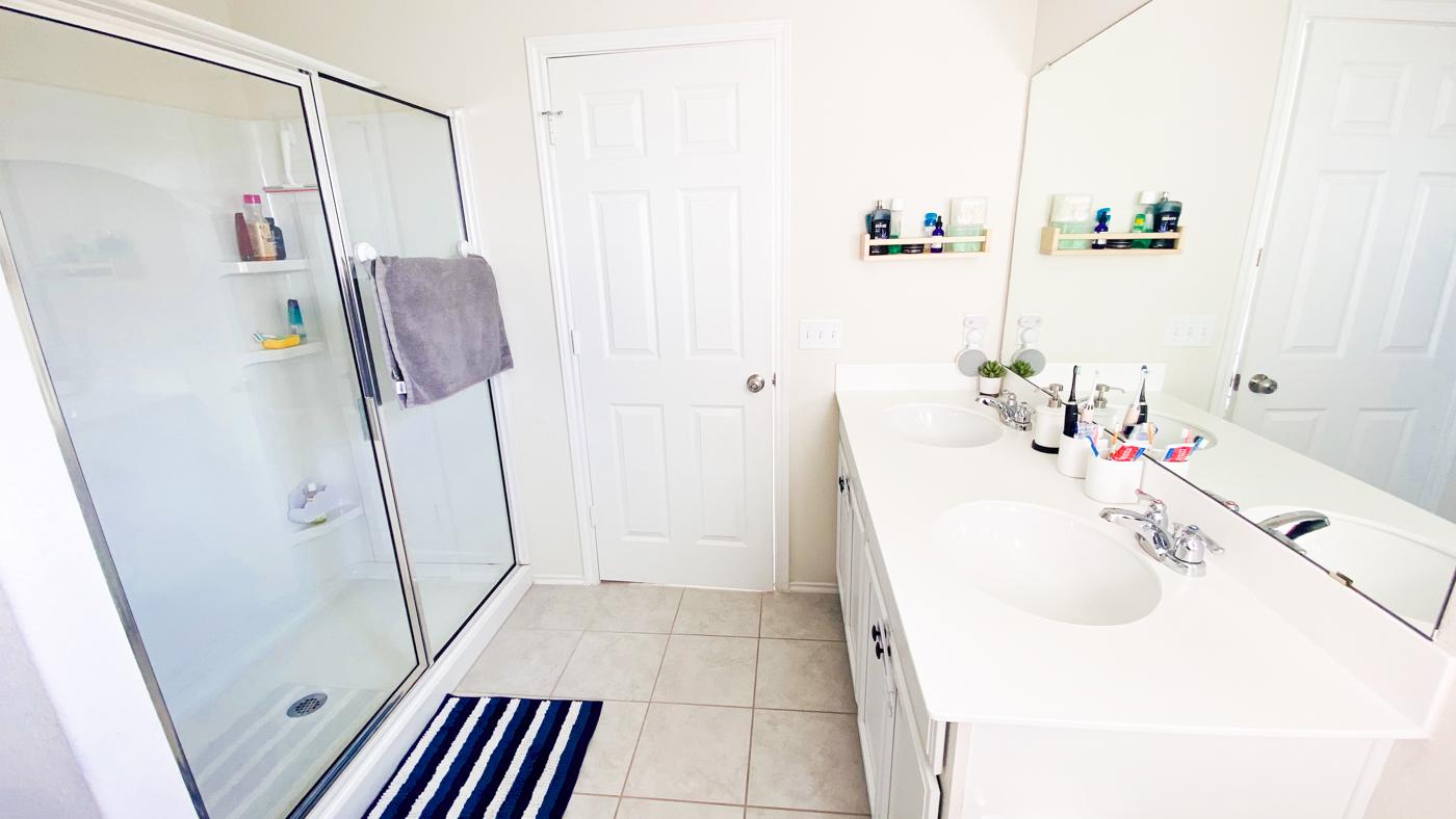 Modern 2020-Build Home * Monthly Cleaning * Near 290/130 - Photo 12