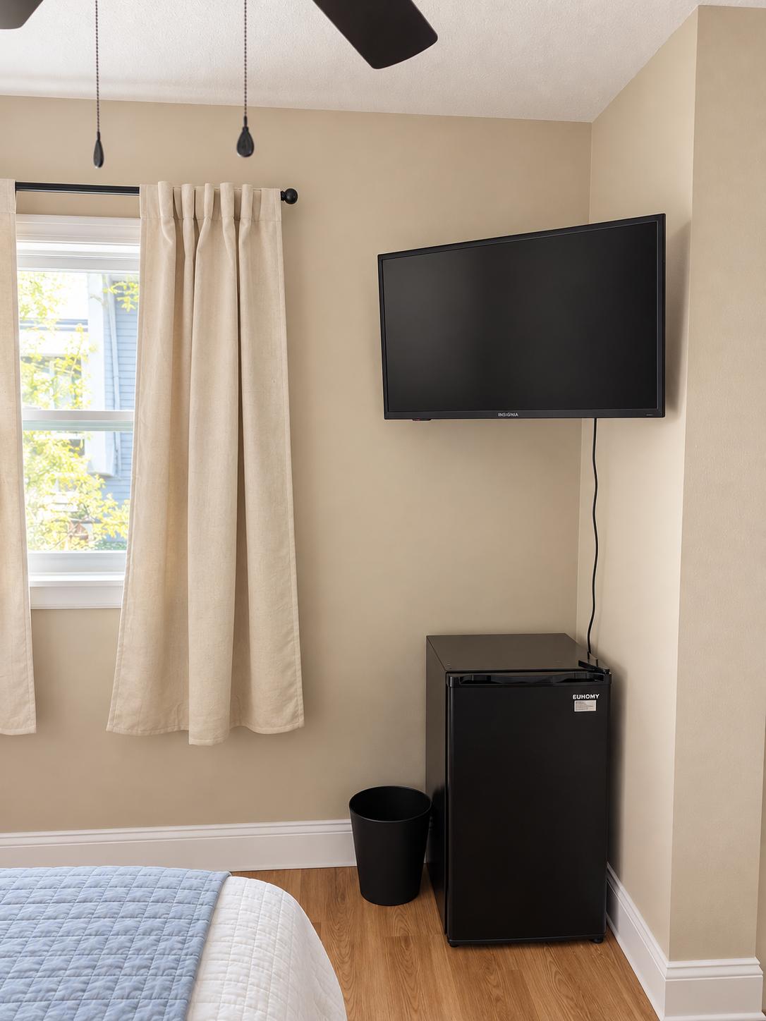 Be the First! Check out this 100% totally renovated home in the heart of Seminole Heights. Room 1 - Photo 8