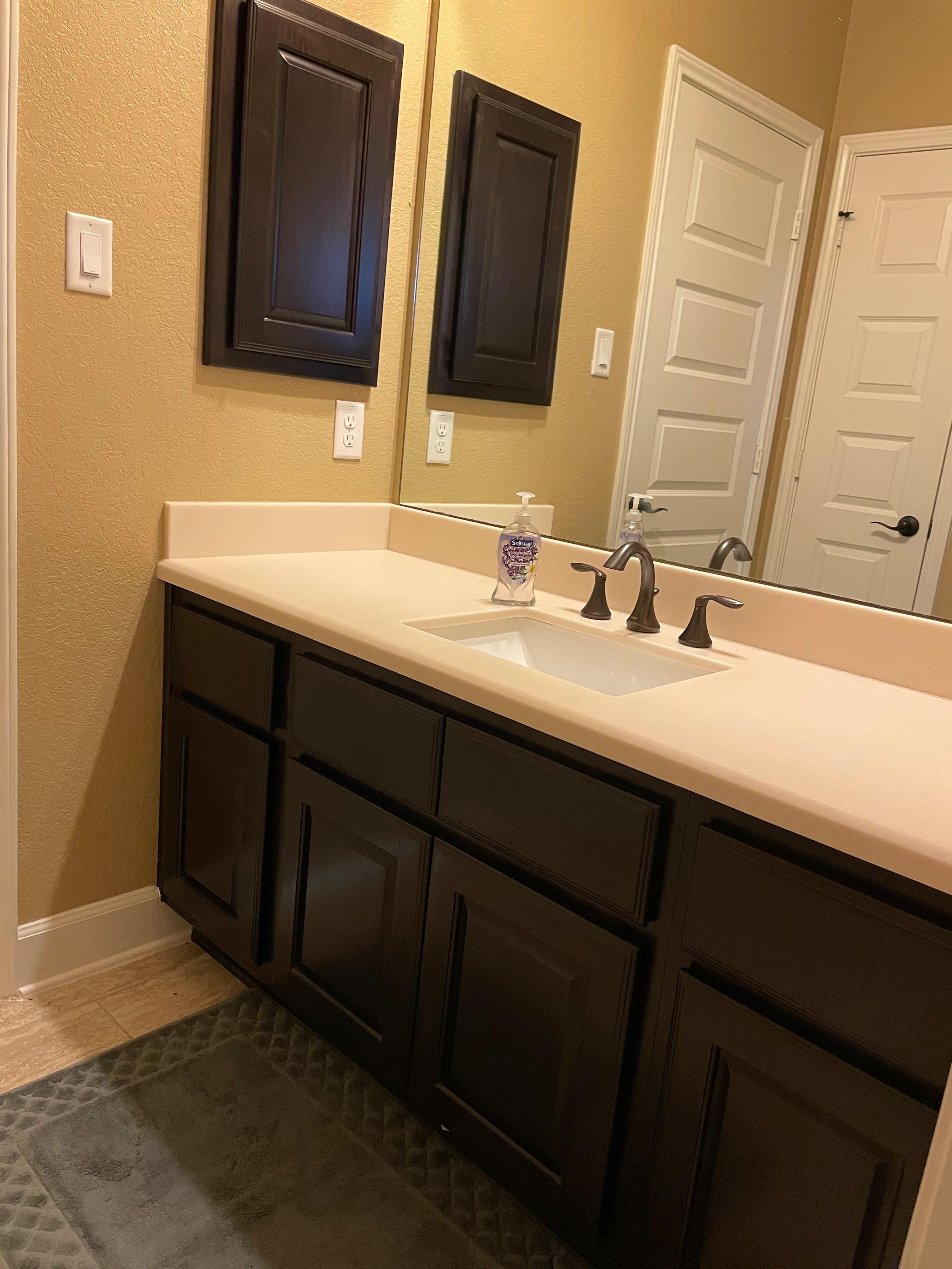 Spacious, bright, and cozy gem in Converse San Antonio - Photo 5
