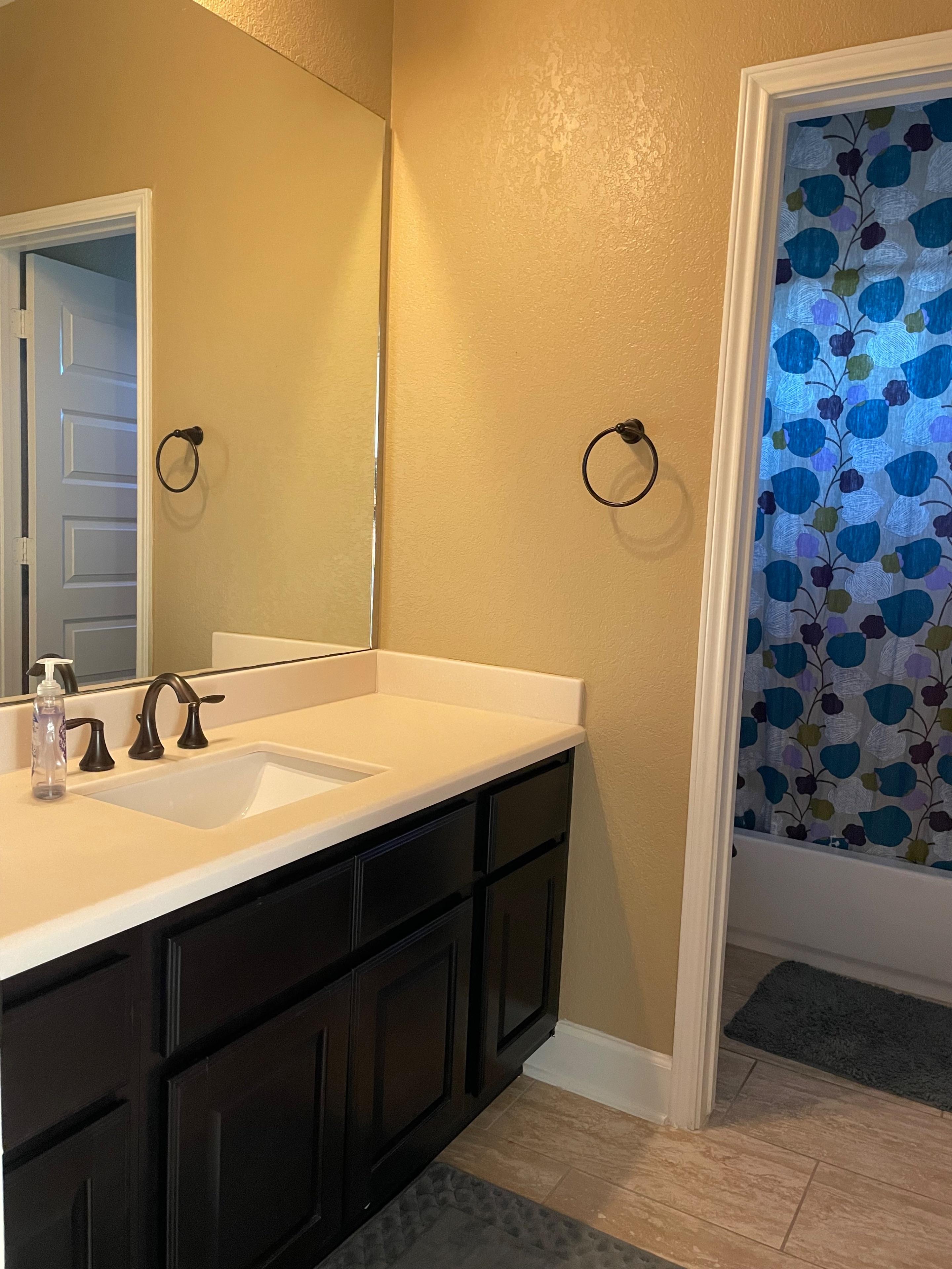 Spacious, bright, and cozy gem in Converse San Antonio - Photo 6