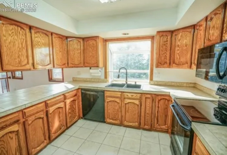 Main Level Master Suite in Great Location - Photo 6