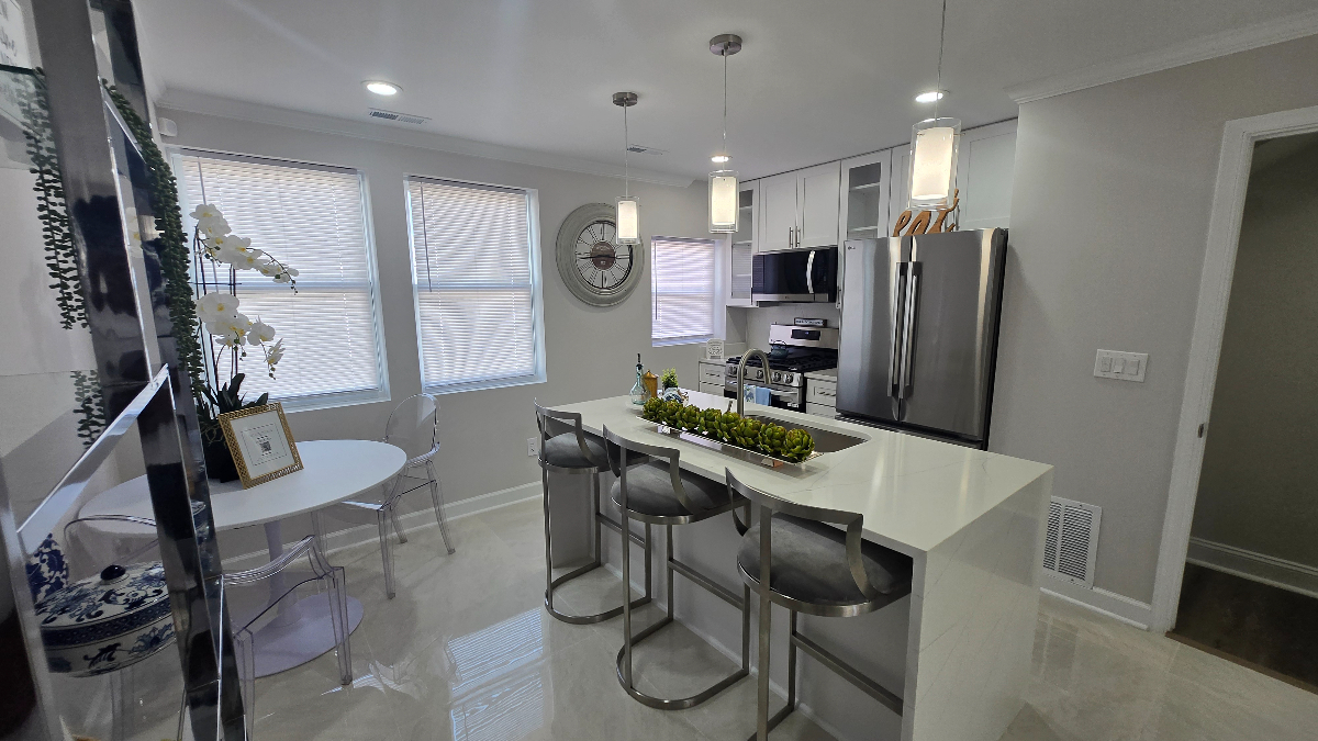 Bright & Inviting Home with King Bedroom, Open Living, and Great Location - Photo 5