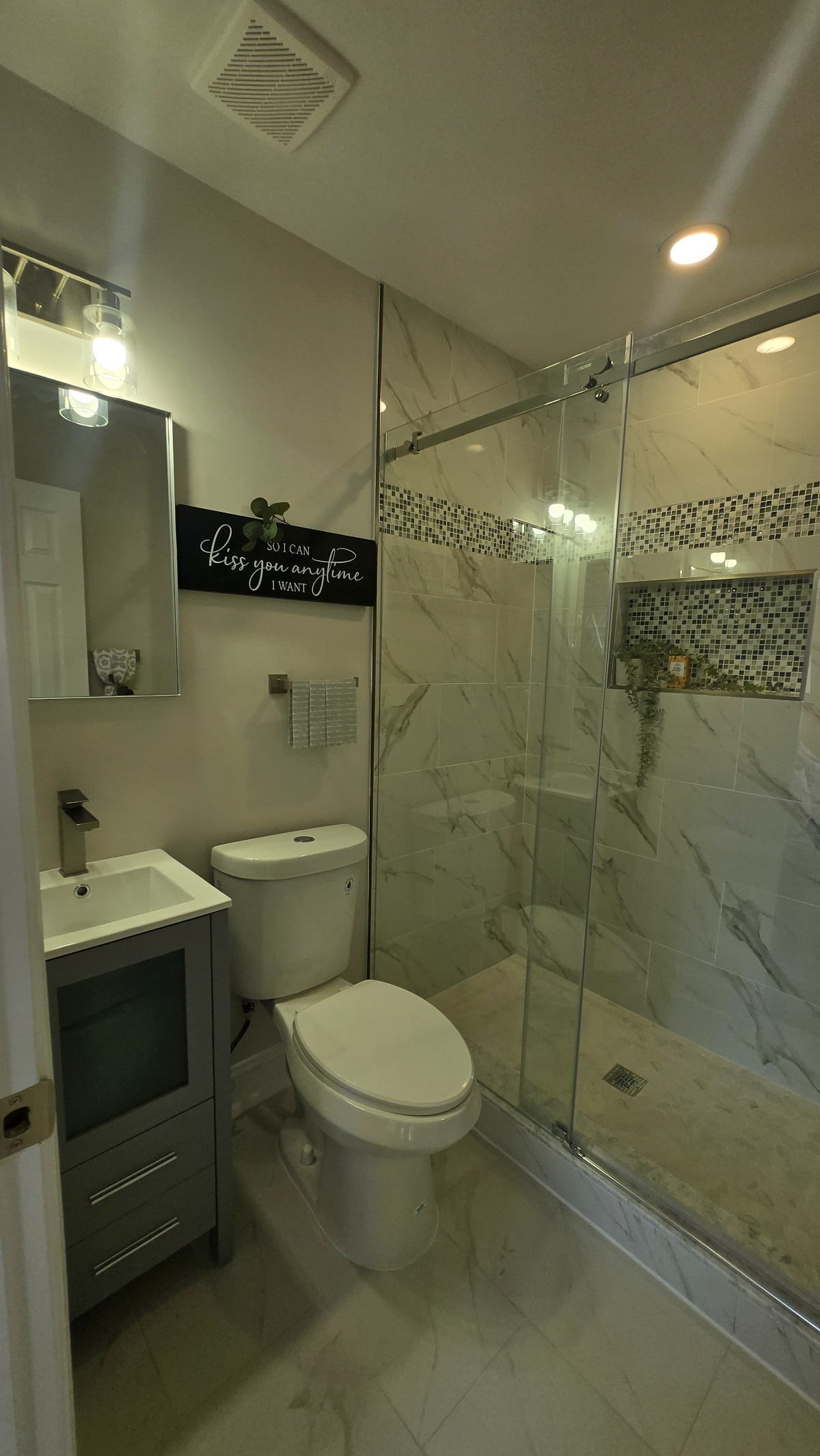 Bright & Inviting Home with King Bedroom, Open Living, and Great Location - Photo 10