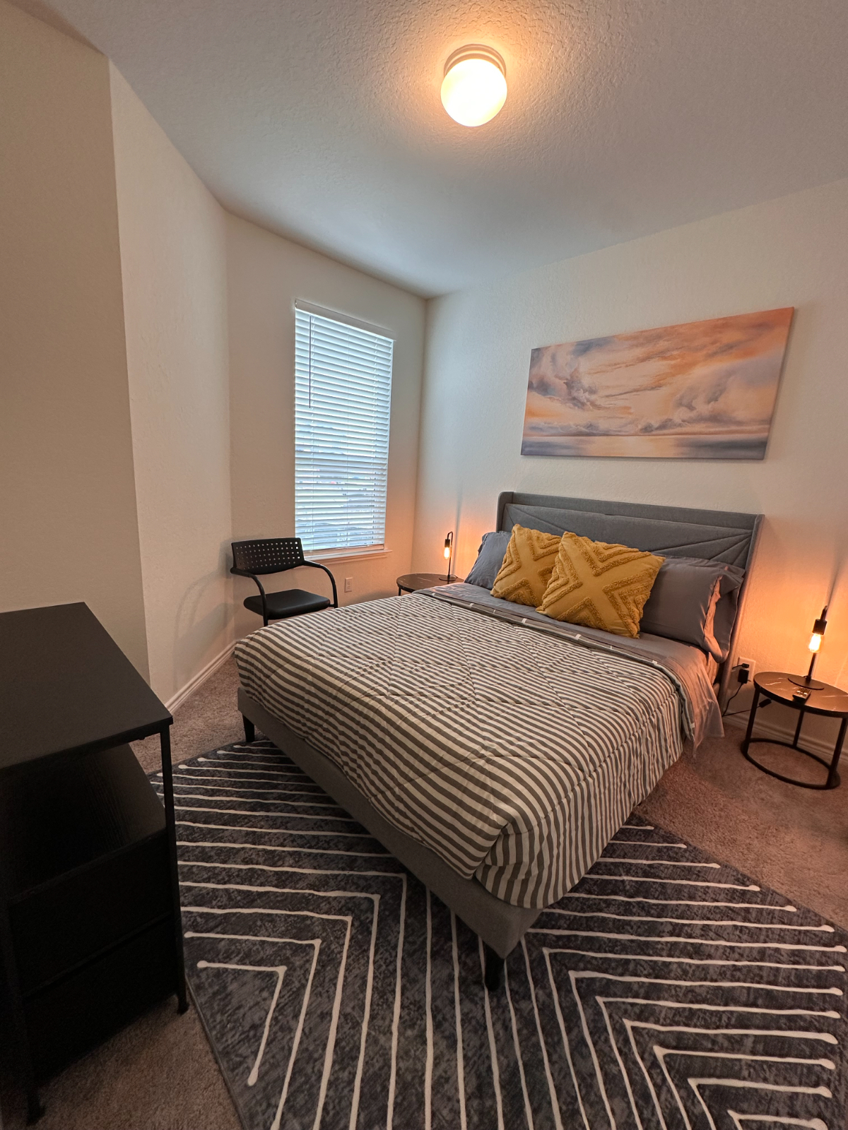 All New Construction Home in Quiet Subdivision, Fully Furnished Modern Room & Own Bath, Utilities In - Photo 1