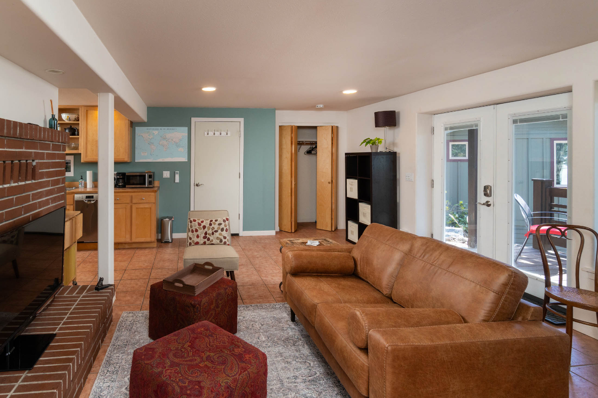 Fabulous ADU on Bend's desirable west side - Photo 6