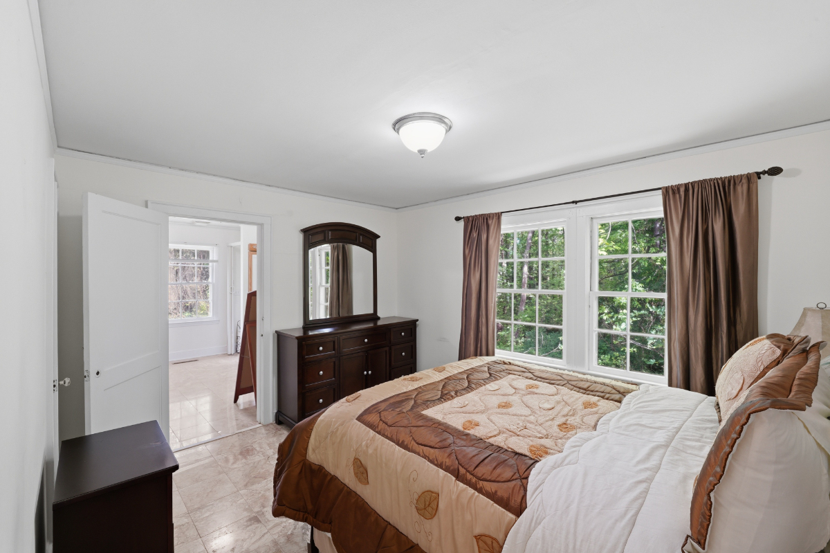 3BR Peaceful Home Retreat - Photo 2