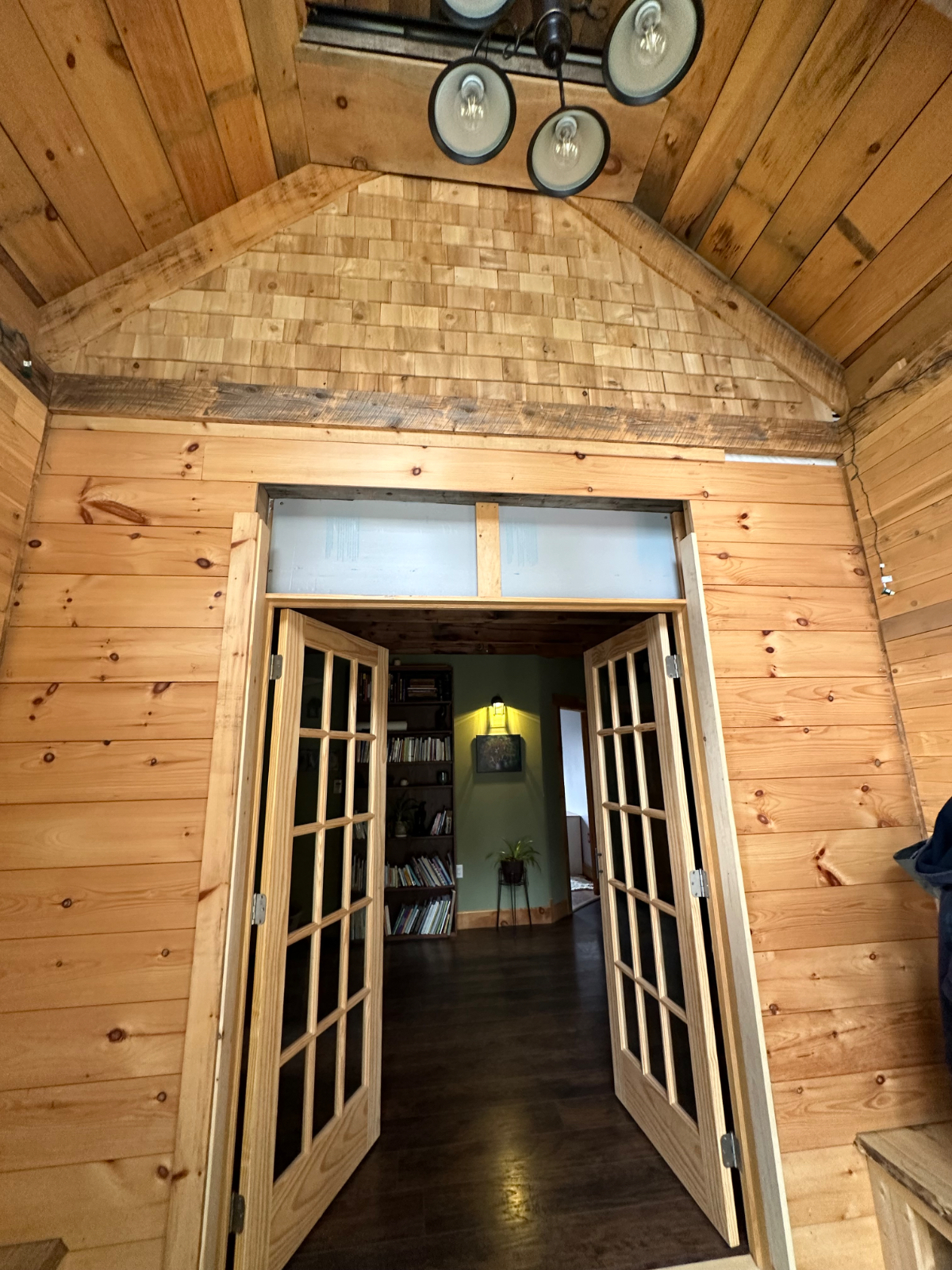 The timber  retreat. - Photo 6