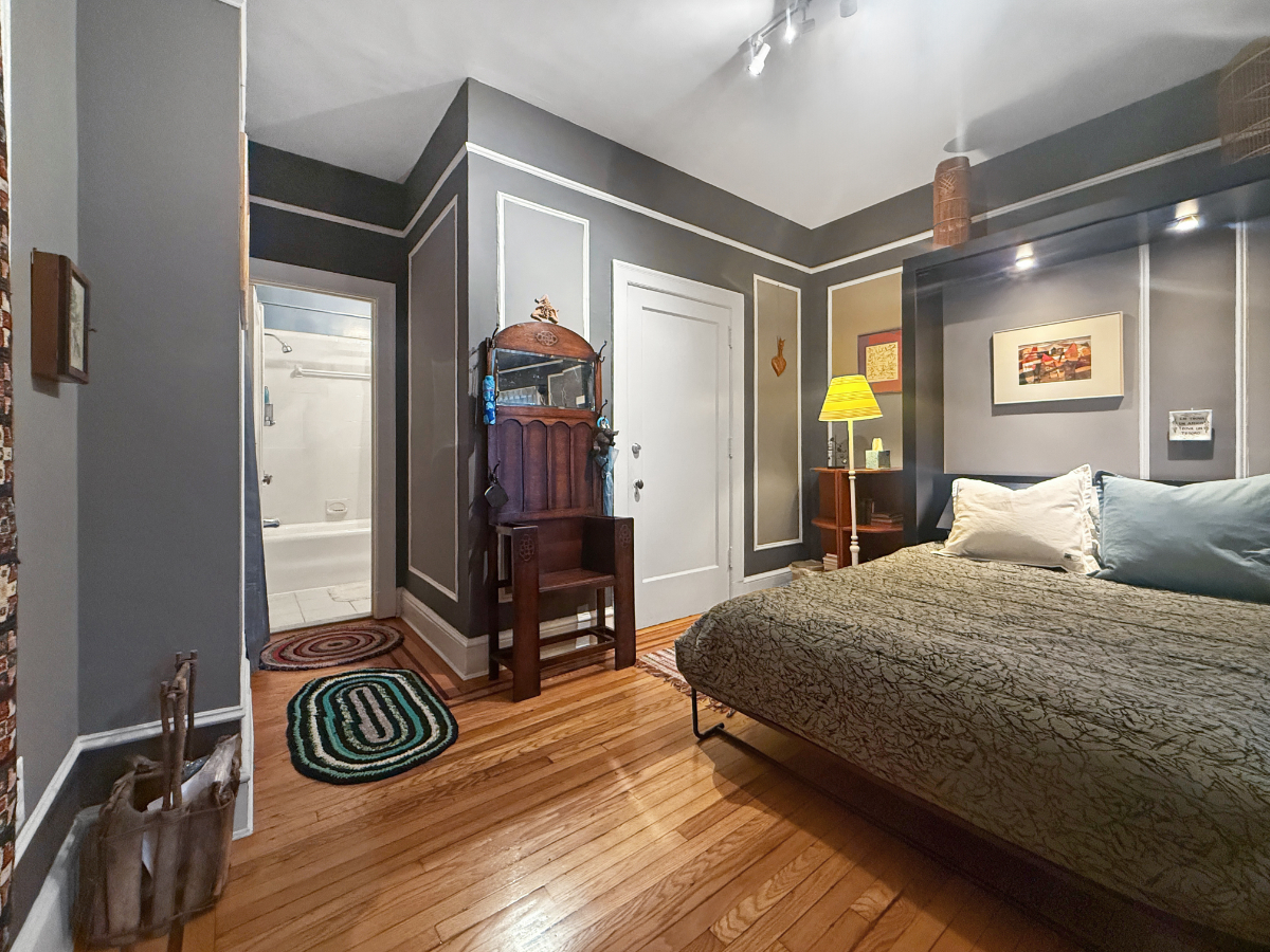 Studio w/ Smart Layout in Prime Adams Morgan Location - Photo 6