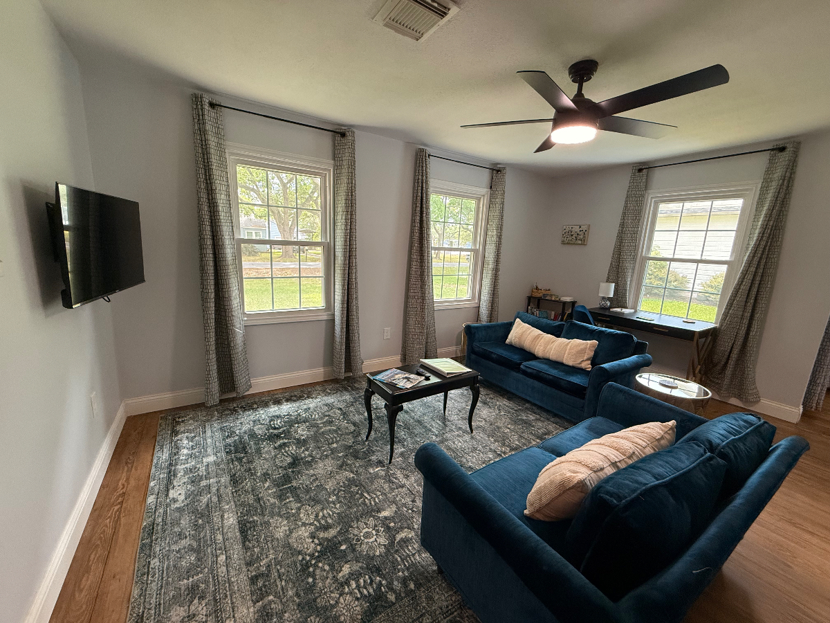 Home Away From Home - Photo 7