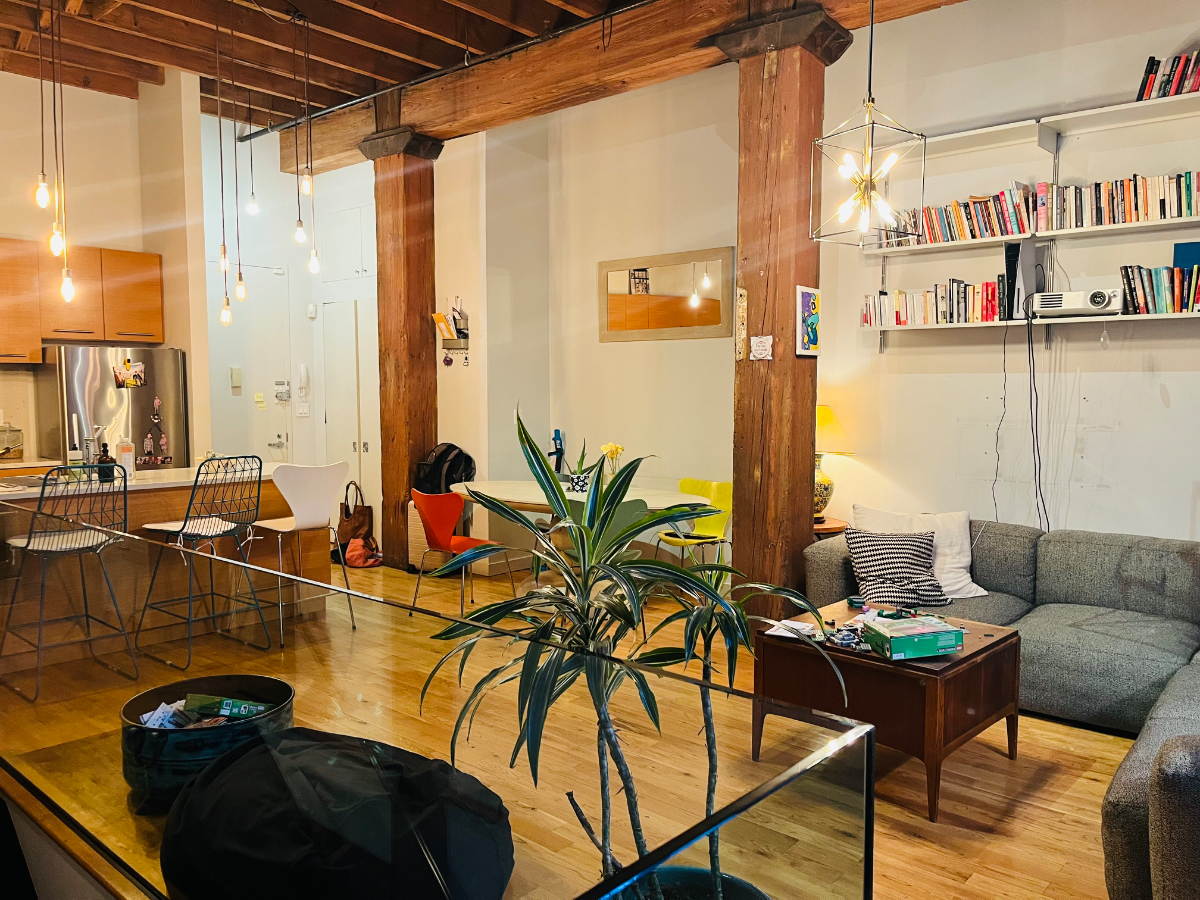 Two-bedroom gem in trendy Williamsburg, Brooklyn - Photo 6