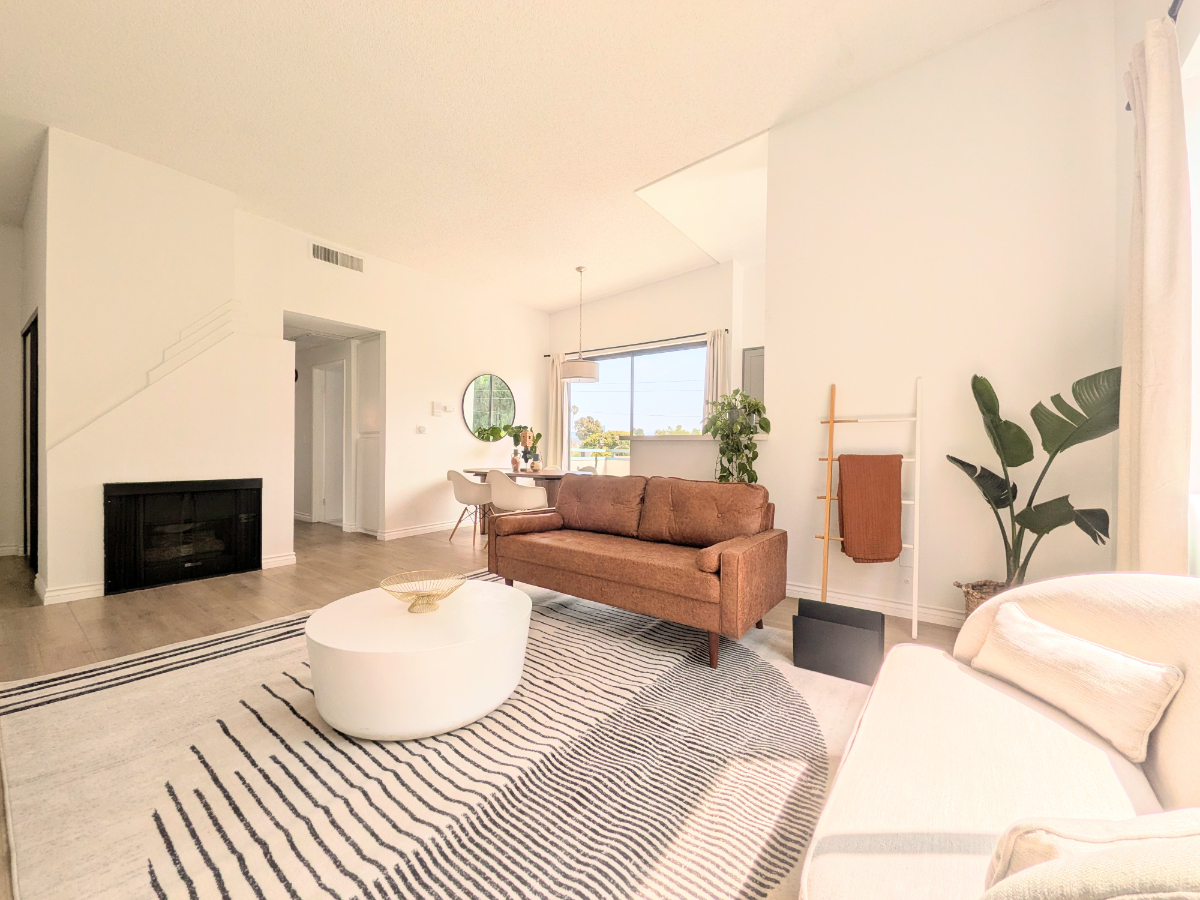 Stylish High Ceiling, Airy, Quiet Living Near Santa Monica & UCLA with Views - Photo 3