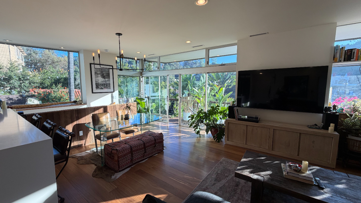 Available Jan 1 - Laurel Canyon 2BR/2BA + Soundproof Recording Studio & Deck - Photo 5