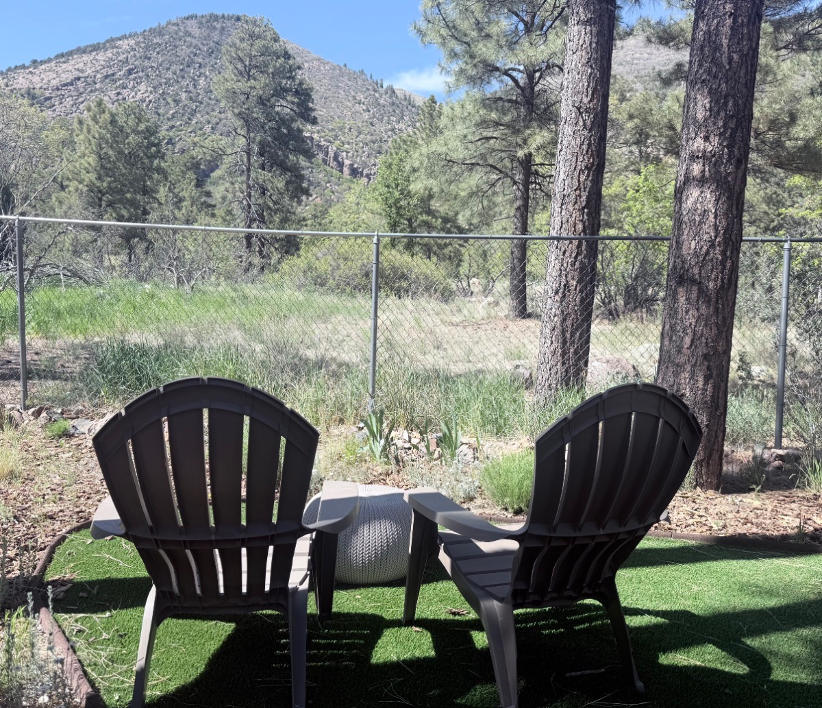 Swiss Manor on Mount Elden - Photo 6