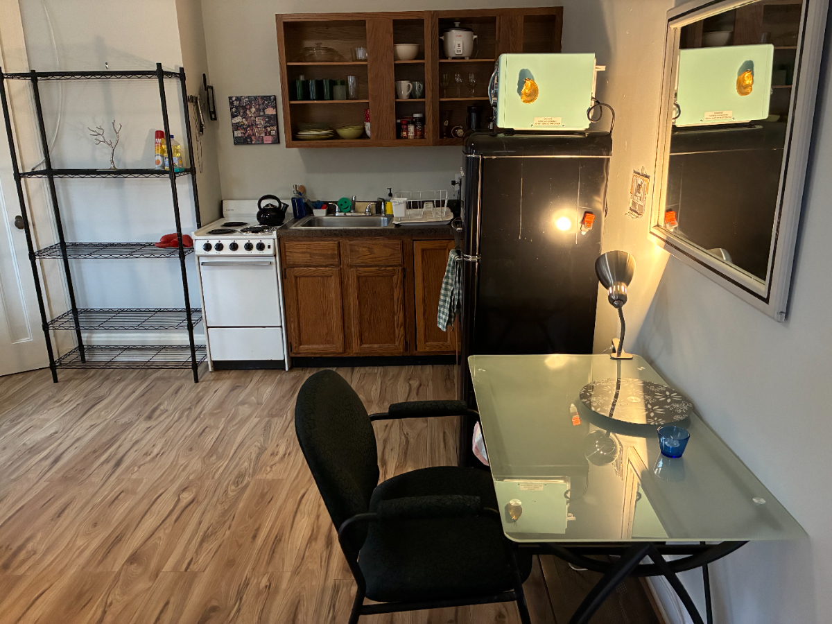 Paul's Place Studio - Photo 2