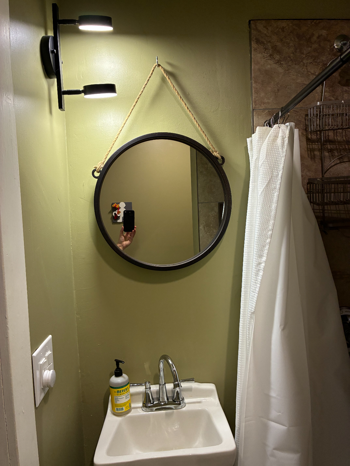 Paul's Place Studio - Photo 9