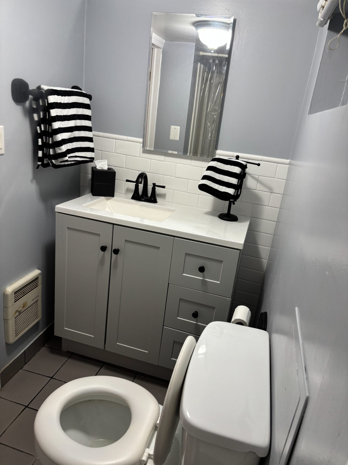 Minutes to NYC. Large 1BR Apartment with Private Entrance (Female Renters ONLY) - Photo 6